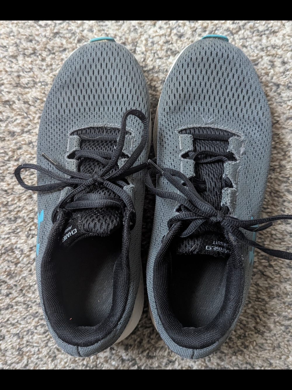 Men's Charged Pursuit Under Armour Gray Athletic Sneakers - Lightweight Comfort